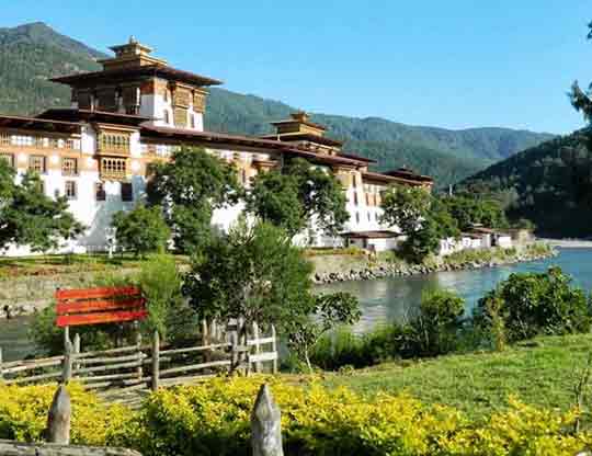 hot-tour-slide-image