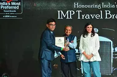 India's most preferred travel tourism brand Award - NatureWings