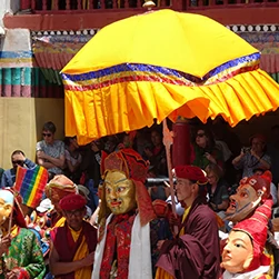 hemis monastery tour package