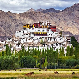 Manali To Ladakh Bike Trip Packages