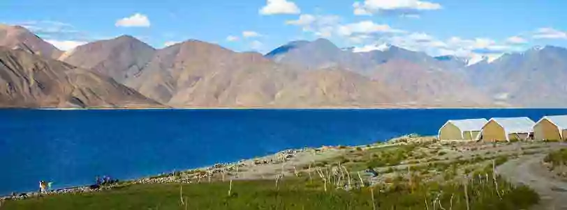 Wonderful Pangong Lake Tour while travelling Leh Ladakh from delhi